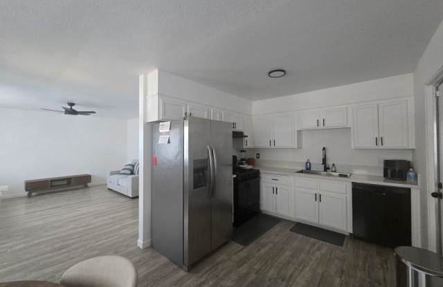 4 BR 2 Ba Available 9/1 Gallery 4