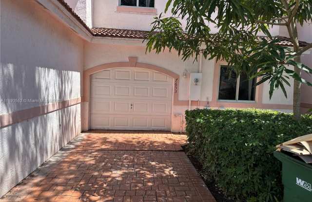 7653 Tamarac Island Cir - 7653 Tamarac Island Circle, Tamarac, FL 33321