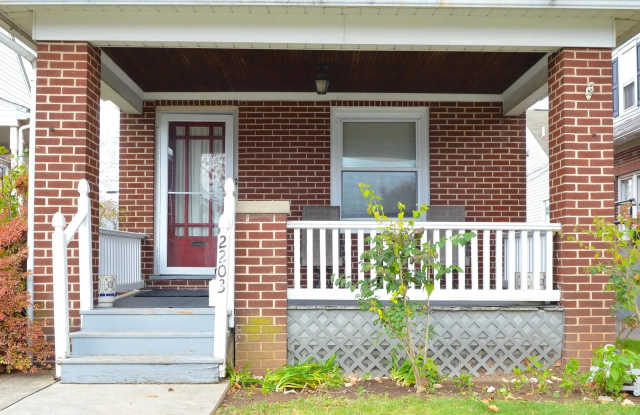 2203 Fairview Ave photos photos