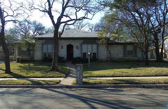 2221 Lakeview Drive - 2221 Lakeview Drive, Bedford, TX 76021