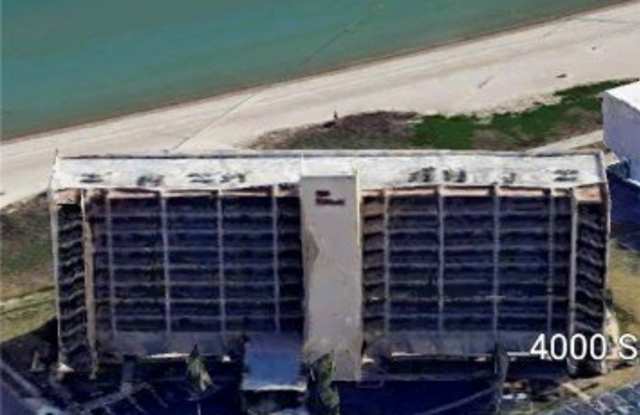 4000 Surfside Boulevard unit: 702 photos photos