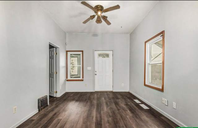3132 Craig Avenue Gallery 2