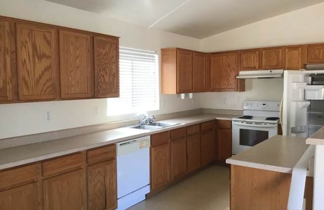 11176 West Del Rio Lane Gallery 3