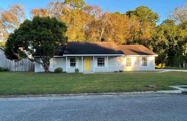 204 Old Pond Drive - 204 Old Pond Drive, Kingsland, GA 31548