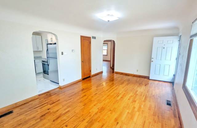 Old North End Bungalow Gallery 4