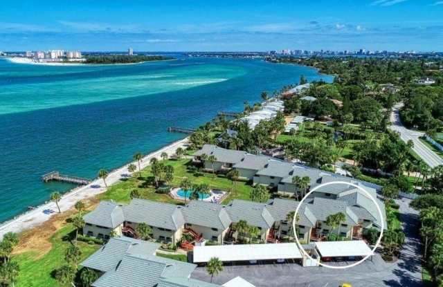 4660 OCEAN BOULEVARD photos photos