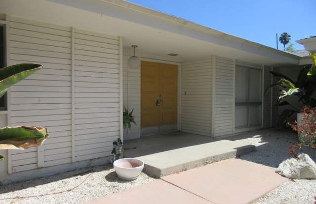 Duggan Property Management Inc presents- Woodland Hills Home with a Pool on Hatteras Gallery 4