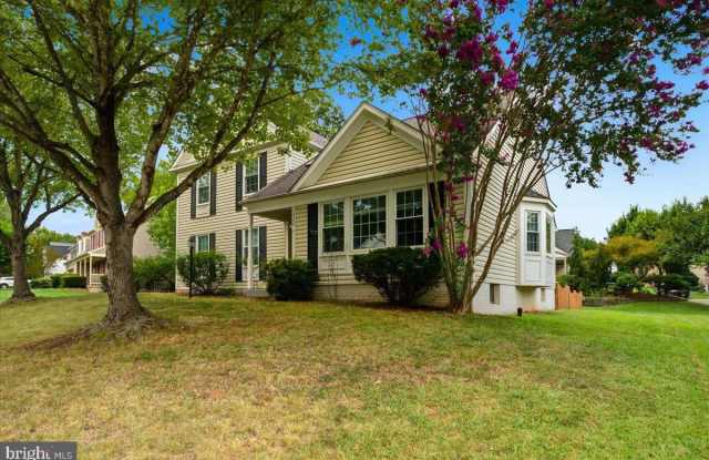 10249 WINGED ELM Circle Gallery 1