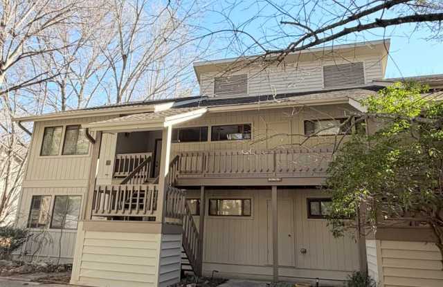 Great Location - 2 Bed, 2 Bath Condo Available Now! photos photos