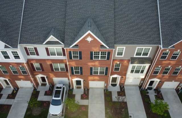 Spacious 3BR Townhome in Elkridge photos photos