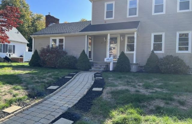 90 Irving - 90 Irving Street, Millis-Clicquot, MA 02054