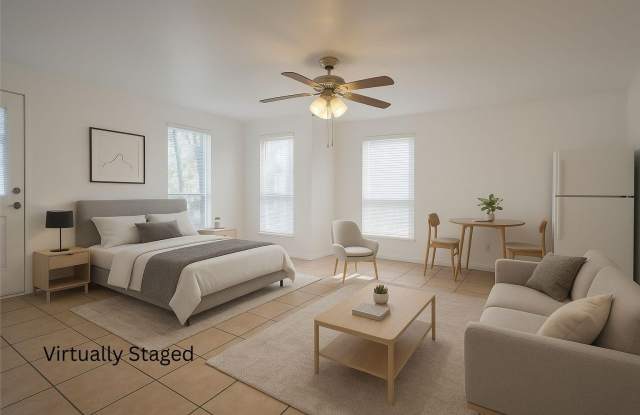 1008 Clayton Nolen Drive - 1008 Clayton Nolen Drive, Horseshoe Bay, TX 78657