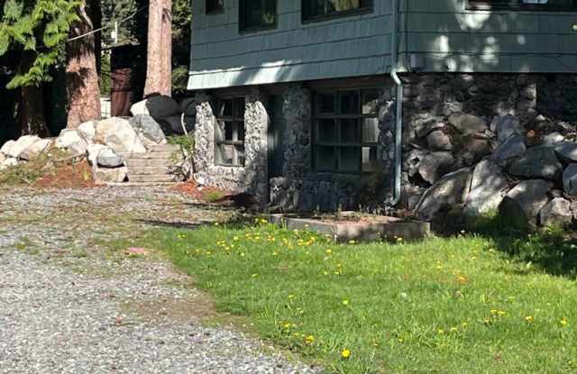 624 108th AVe Ct E - 624 108th Avenue Court East, Edgewood, WA 98372