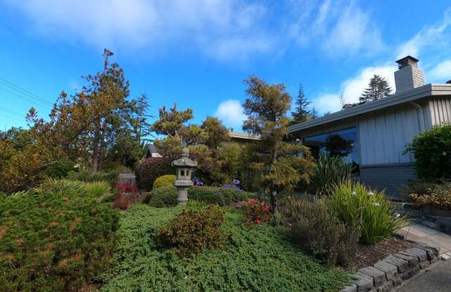 691 Hilary Drive Gallery 2