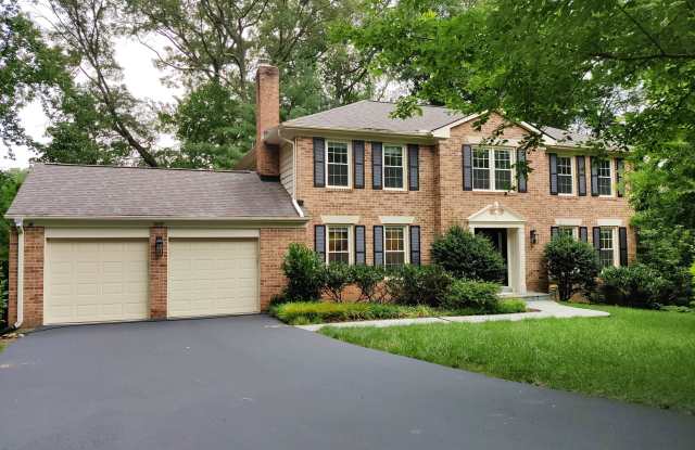9051 Laurel Hill Court Gallery 1