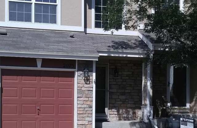 Charming 2BR Townhome in Thornton photos photos
