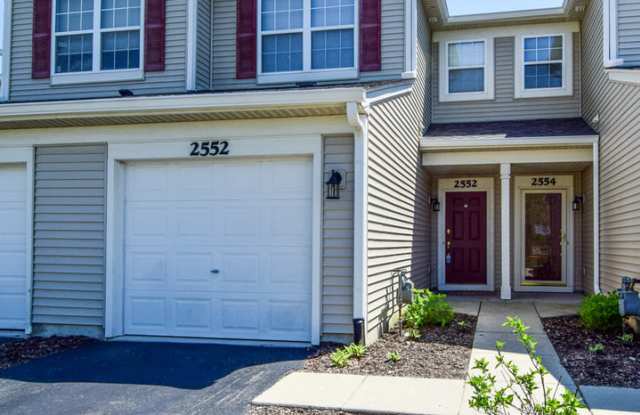 2552 GOLF RIDGE Circle Gallery 2