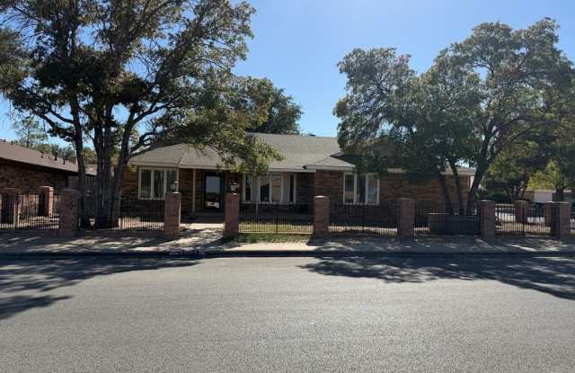 4007 St Andrews Dr photos photos 4007 St Andrews Dr photos photos