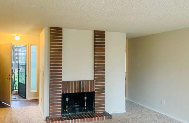 3278 80th Ave SE Apt 1 Gallery 2