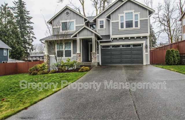 5207 NE 25th St - 5207 Northeast 25th Street, Renton, WA 98059