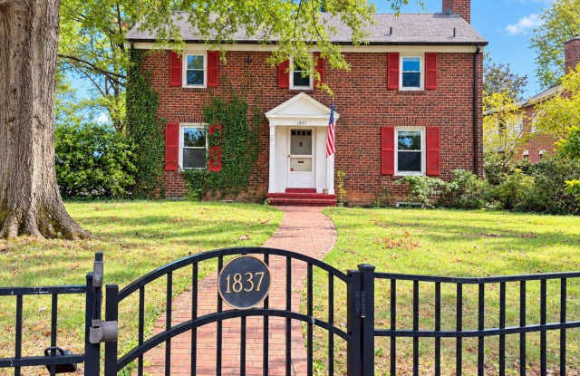 1837 N HARTFORD Street Gallery 1