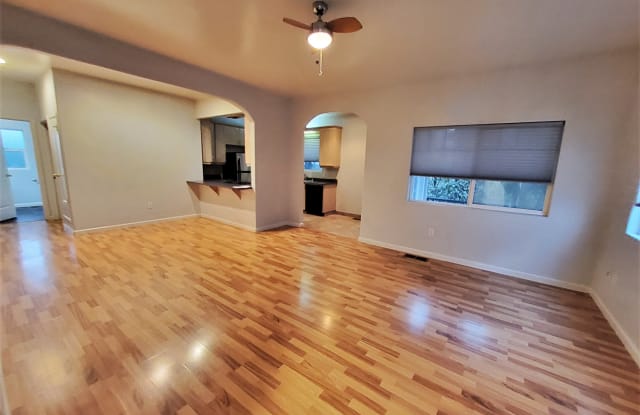 809 F Street - 3 Gallery 3