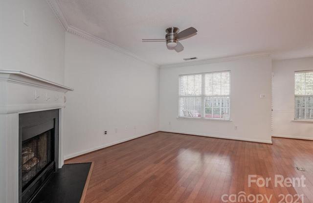 8918 Scotch Heather Way Gallery 4