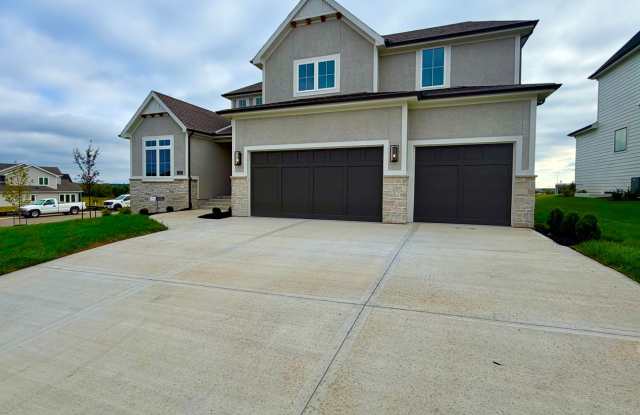 {17621} New Construction in Wild Horse with Main Floor Primary Bedroom Gallery 1