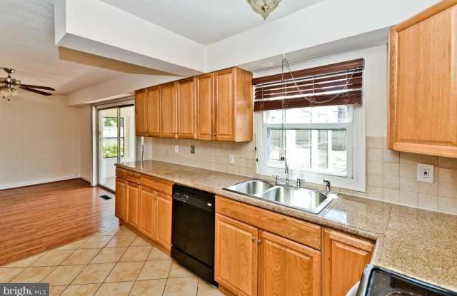 12411 SHAWMONT LANE Gallery 4