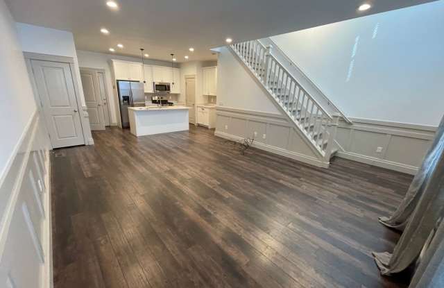 Beautiful 3 Bedroom In North Salt Lake Gallery 1