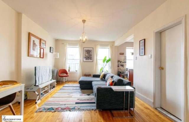 586 HENRY ST. photos photos