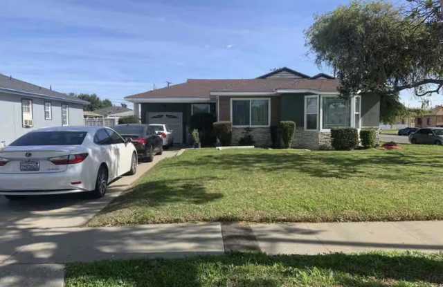 13438 Stanford Avenue - 13438 Stanford Avenue, West Rancho Dominguez, CA 90059