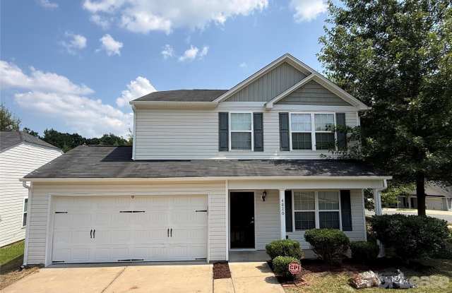 4820 Lynn Lee Circle Gallery 1