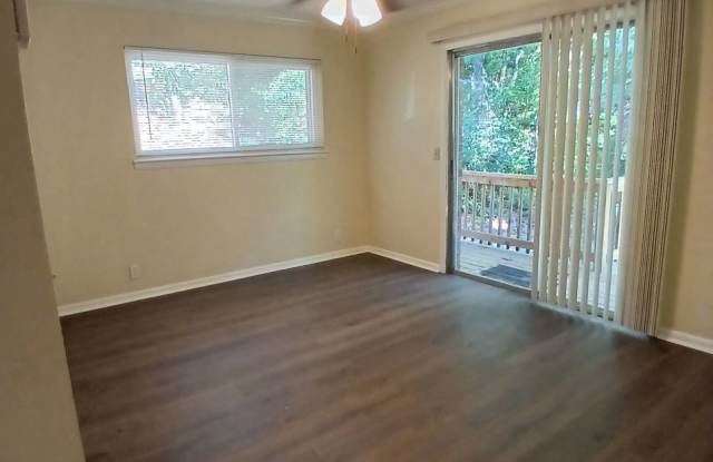 2970 Haywood Avenue - A Gallery 2