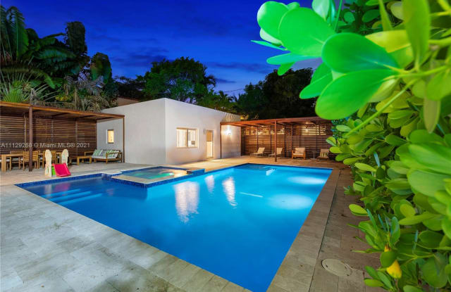 3490 Prairie Ave - 3490 Prairie Avenue, Miami Beach, FL 33140