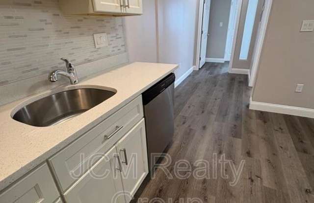 189 N Common St photos photos