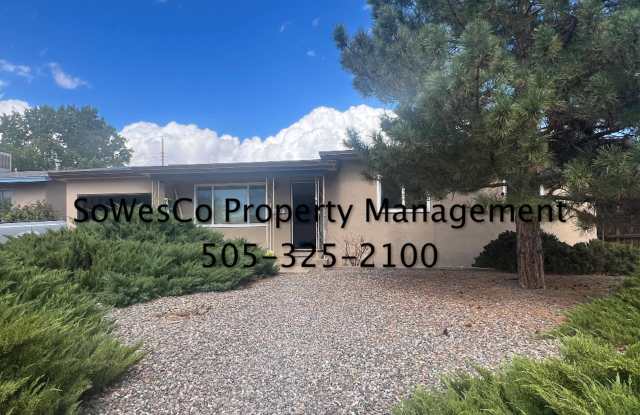 3 Bed 2 Bath with Garage in Central Farmington Gallery 1