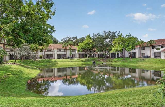 8448 Coral Lake Way Gallery 4