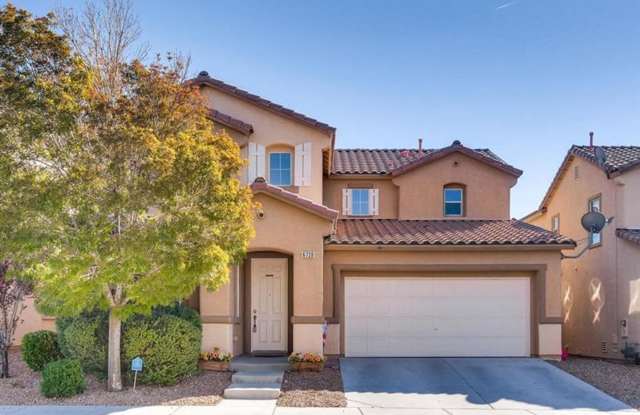 Upgraded 4 bed with large back yard in Aliante! photos photos