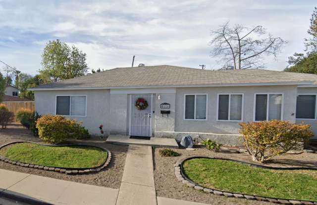 Large 7 room house on Ewing St photos photos