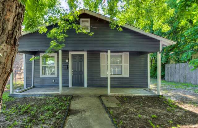 Cute 2 Bedroom 1 Bathroom---EL RENO photos photos