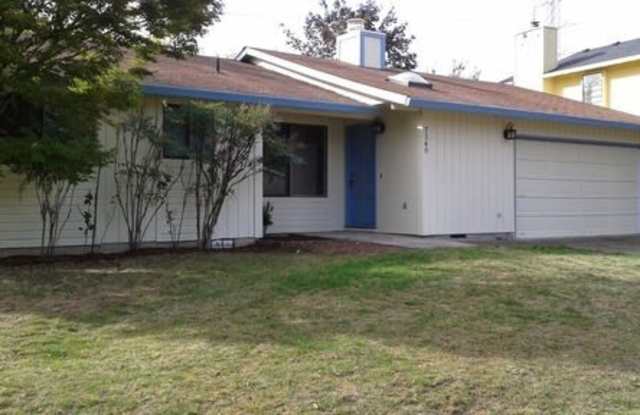 Beautifully Remodeled 3 BR, 2 BA Gallery 1