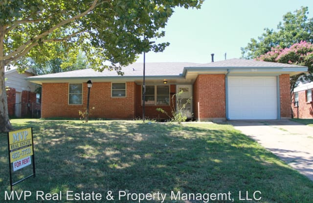 3012 SE 22nd Circle - 3012 SE 22nd Cir, Del City, OK 73115