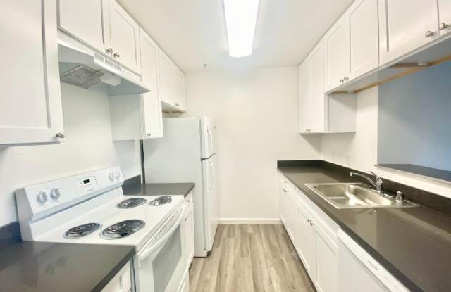 Spinnaker Pointe - 231 Dixon Landing Road, Milpitas, CA 95035