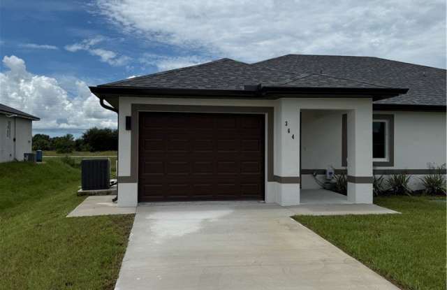 364 Petite Avenue photos photos