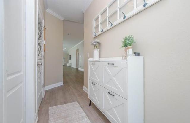 65 CREEKMORE Drive Gallery 3