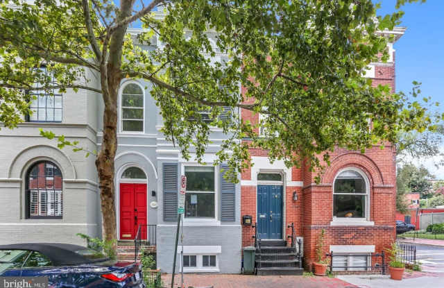 3286 N ST NW Gallery 4