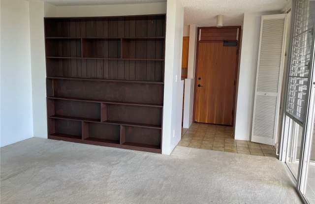2600 Pualani Way photos photos