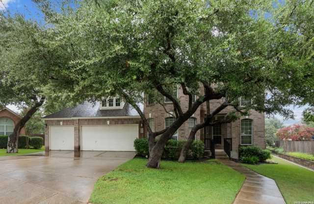 1519 Lookout Pt Gallery 2