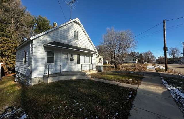 Recently Renovated 3 Bedroom 1 Bath Single Family Home! photos photos